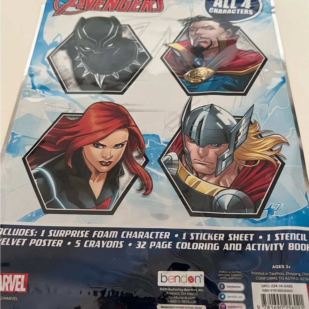 Bendon Marvel Surprise Play Pack Grab & Go - Black and Red